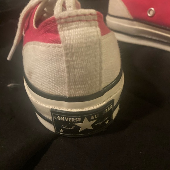 Authentic converse low rise top pink and white shoes - Picture 4 of 10